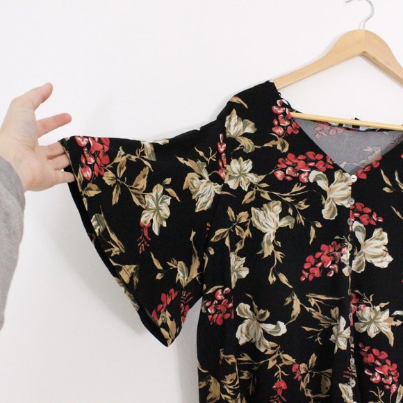 *Lily Morgan Black Floral Button Up Blouse, Size 1X - Picture 3 of 5